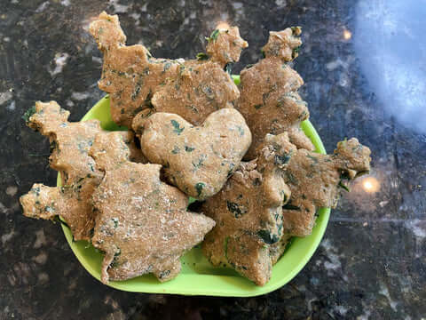 Healthy spinach dog food for a balanced diet for dogs